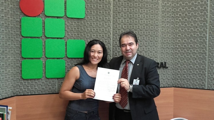 Minéia Martins Cristaldo – Assistente de Alunos – Campus Naviraí