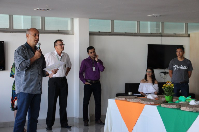 Café dos aniversariantes