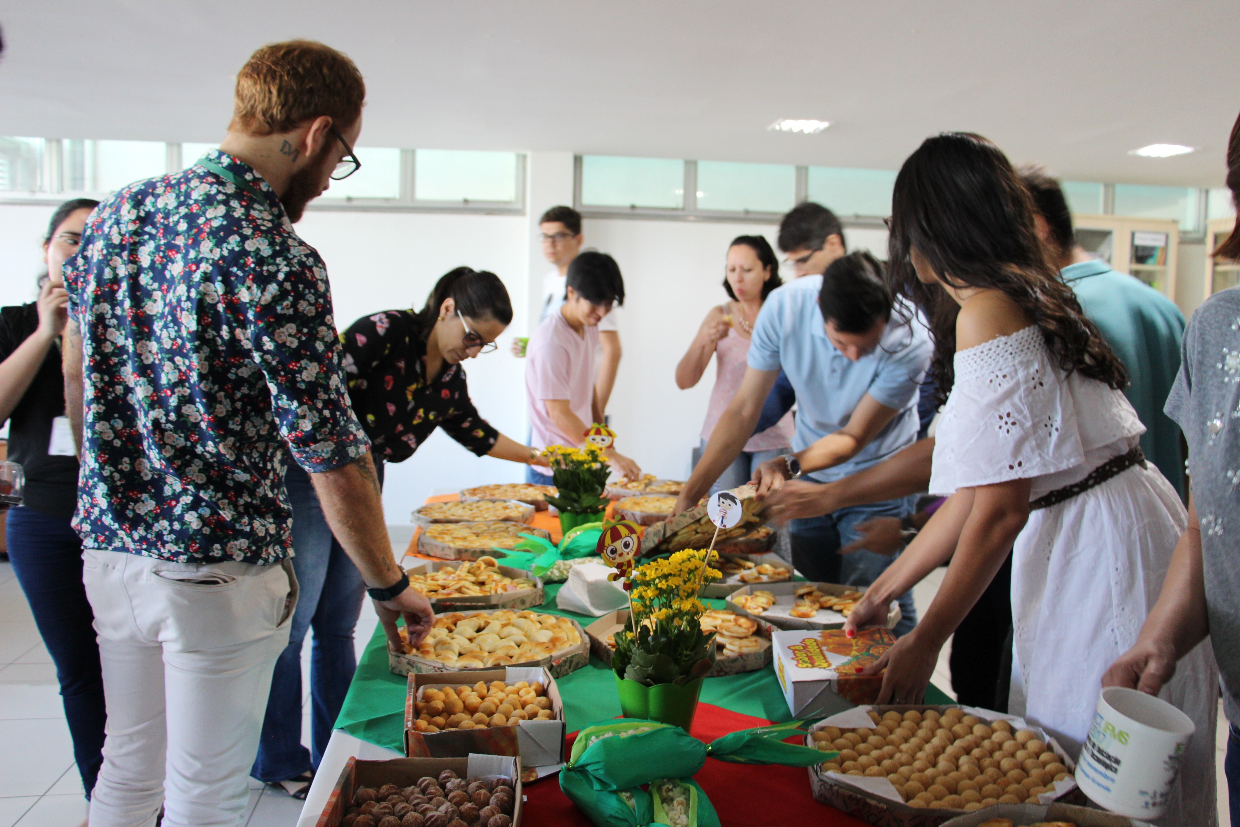 Café dos aniversariantes