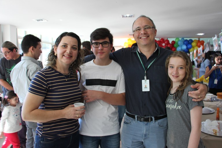 Comemoração dos aniversários do mês de agosto e homenagem aos pais