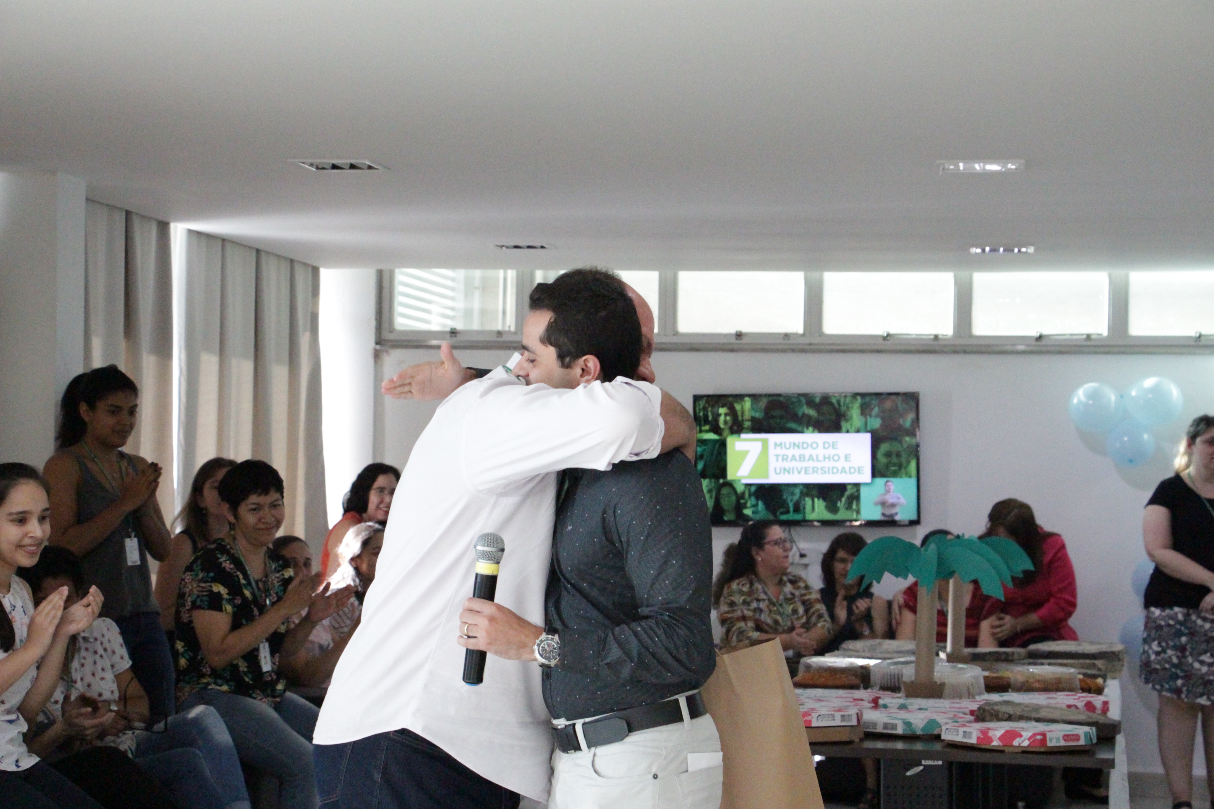 Confraternização na Reitoria