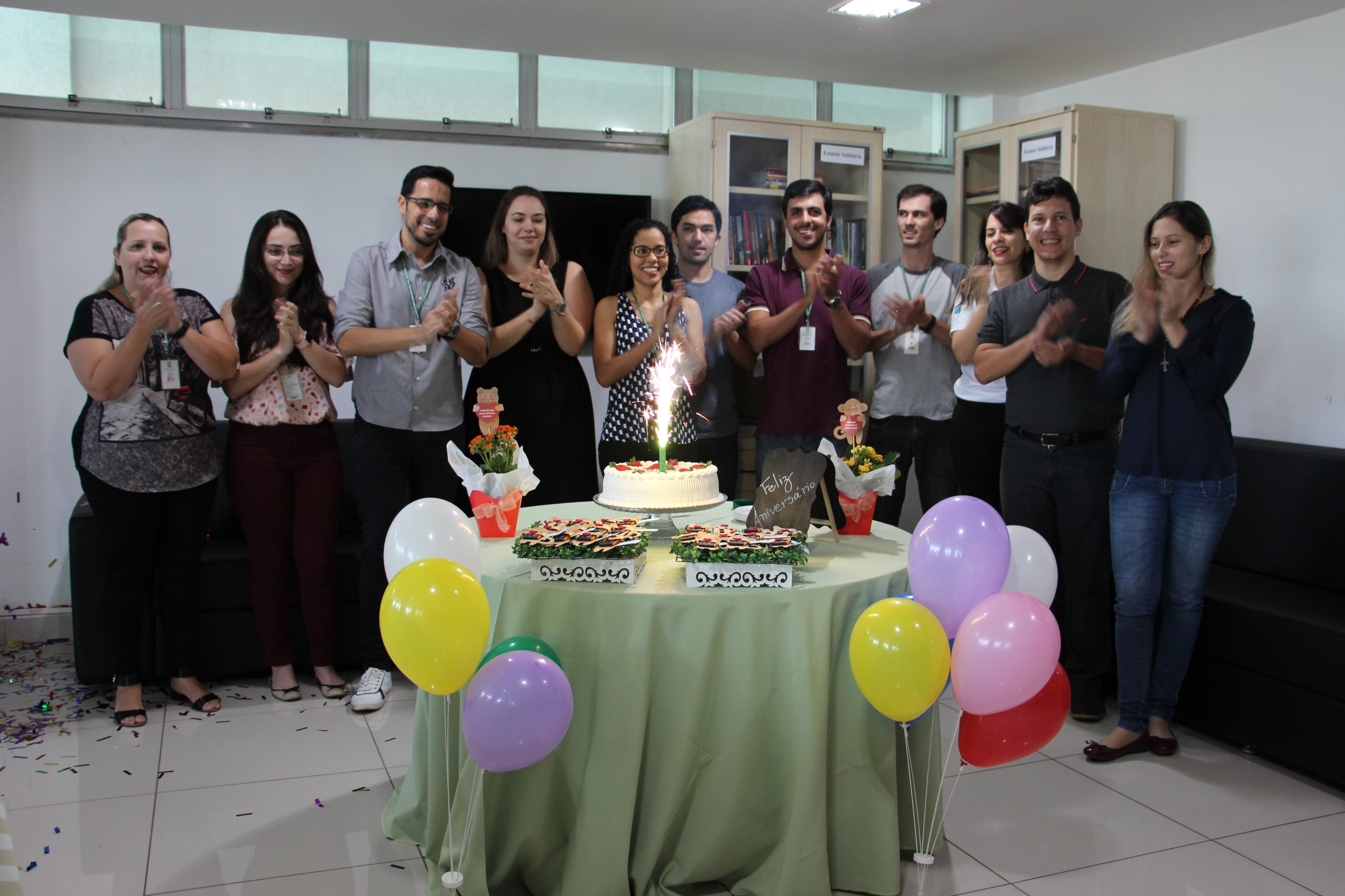 Café dos aniversariantes