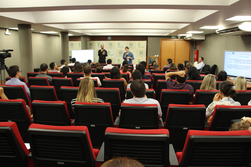 Posse de Servidores (02.04.2015)