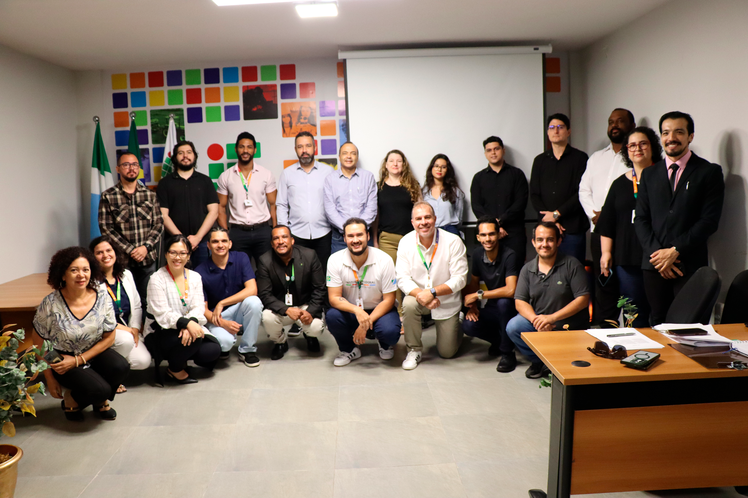 Tomaram posse no dia 9 de abril doze novos servidores